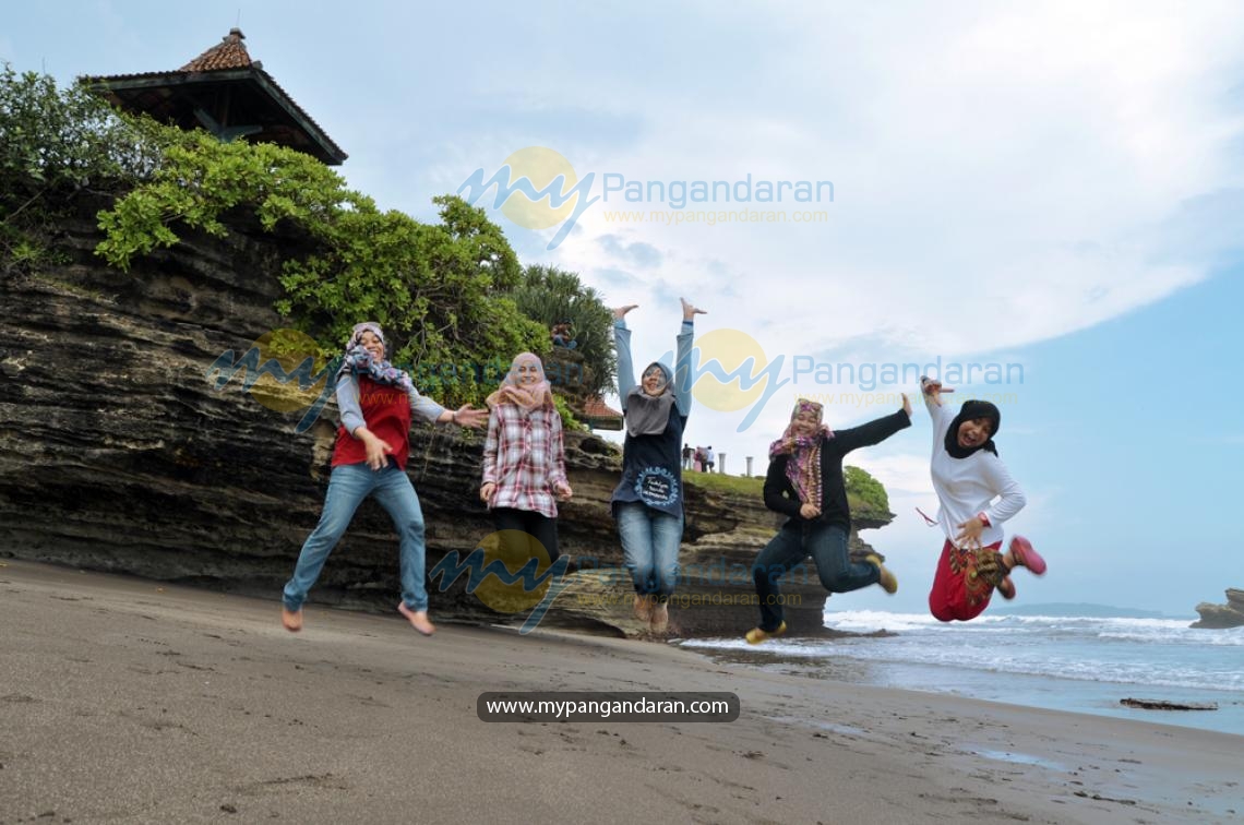 Mrs. Syahirani and Friends at Batu Hiu Beach