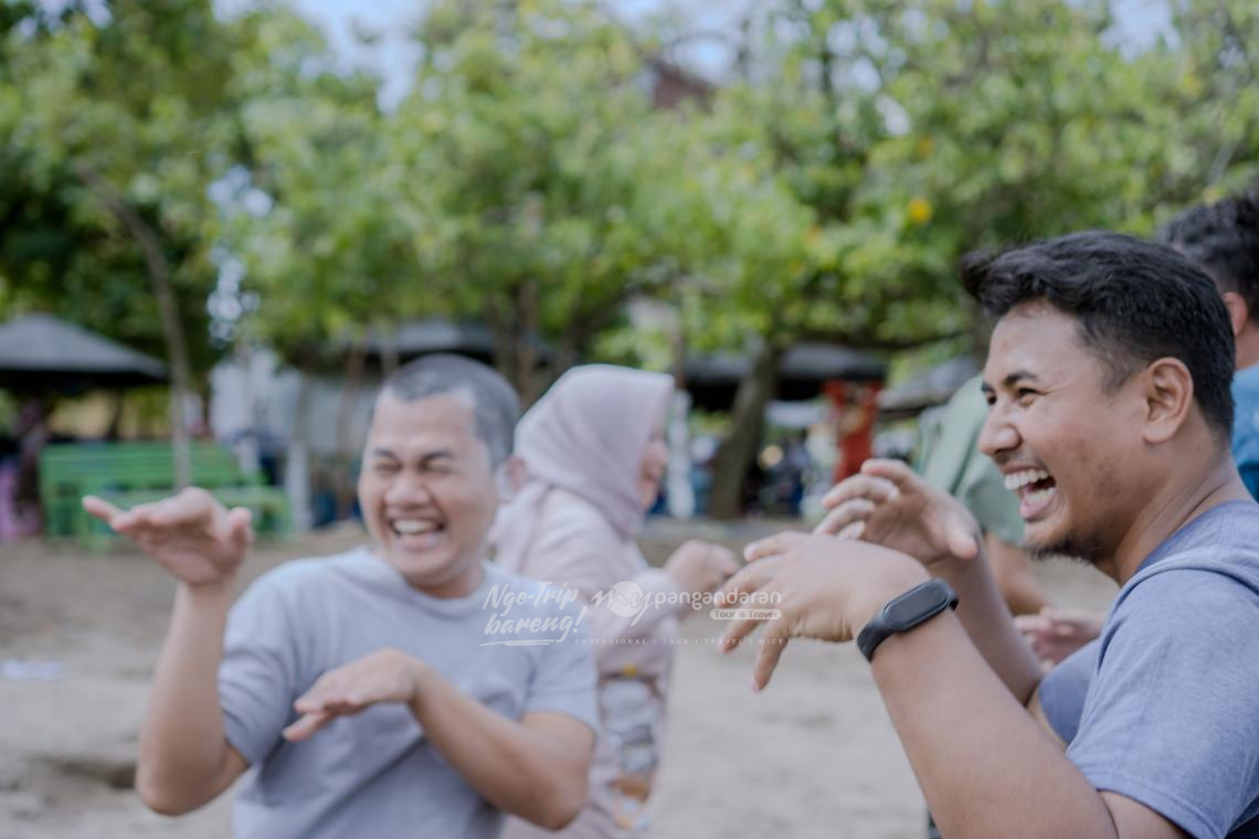 BAZNAS - BADAN AMIL ZAKAT NASIONAL