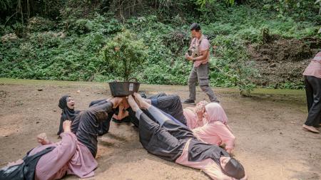COVER ME - HIJAB STORY