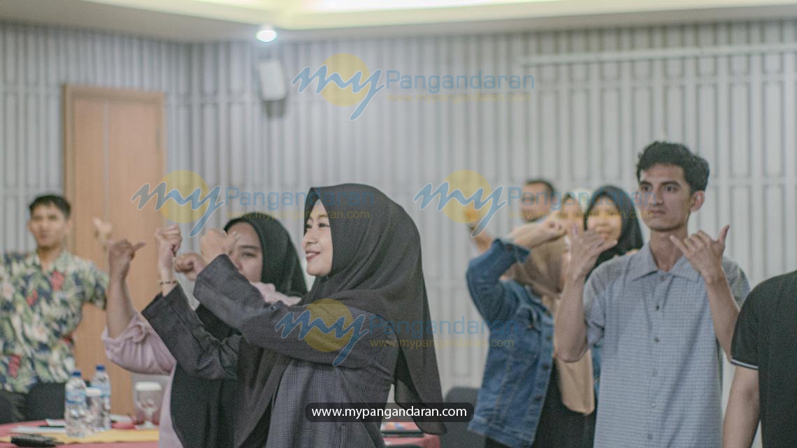 COVER ME - MY HIJAB STORY