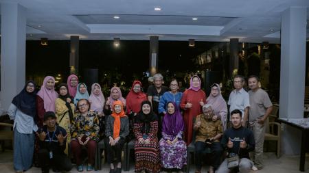 KELUARGA WIROSASTRO JAKARTA