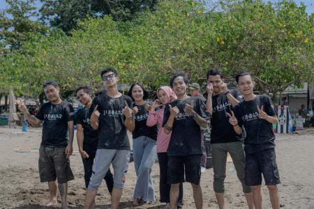 LUNAR BILYARD & CAFE