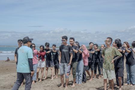 LUNAR BILYARD & CAFE