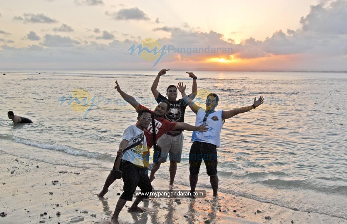 Mr. Bima & Friends at Pasir Putih Pangandaran
